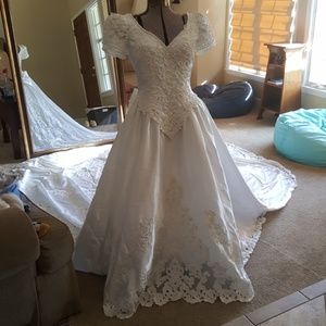 Mori Lee wedding dress w/ pearls, LG train, wht,